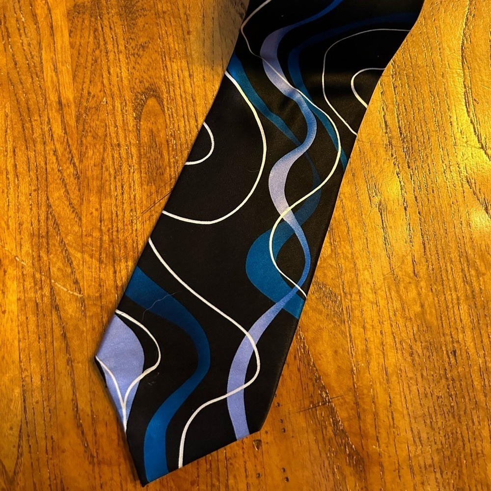 J. Garcia Mens Extra Long Tie Pyramids Limited Edition Collection Forty-…